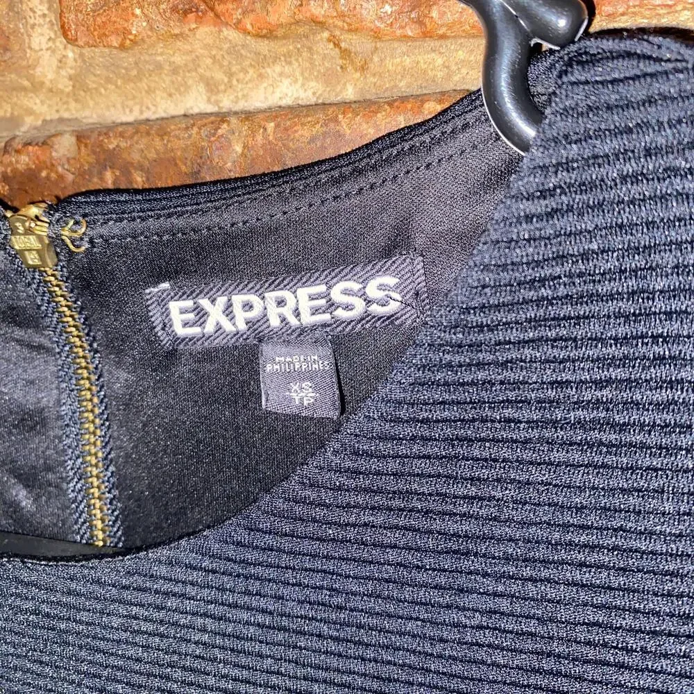 Express black ribbed
